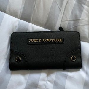 Juicy Couture- Selma Leather collection wallet